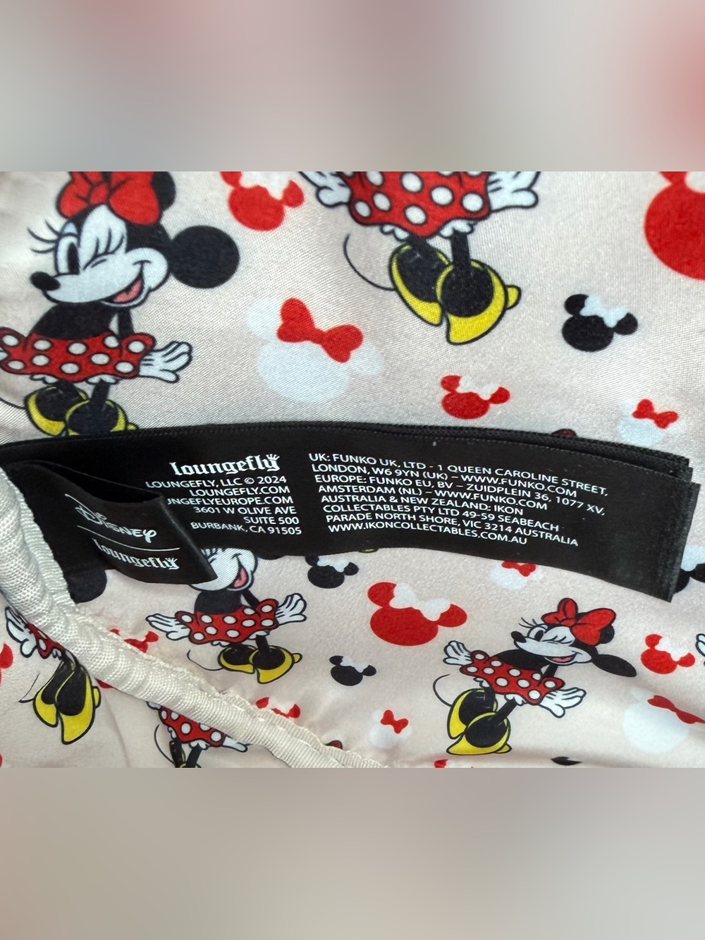Loungefly Disney Minnie Mouse Pin Collector Mini Backpack - Picture 7 of 7